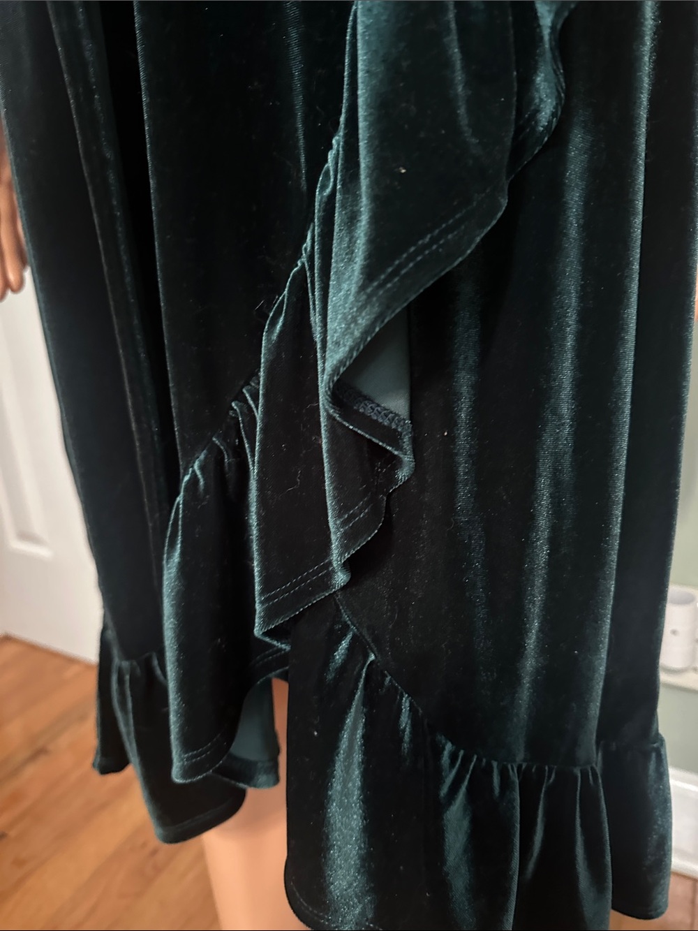 Cato Velvet Wrap Dress in Deep Green - Picture 5 of 8